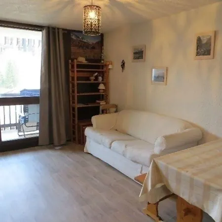 Apartment Etendard 1